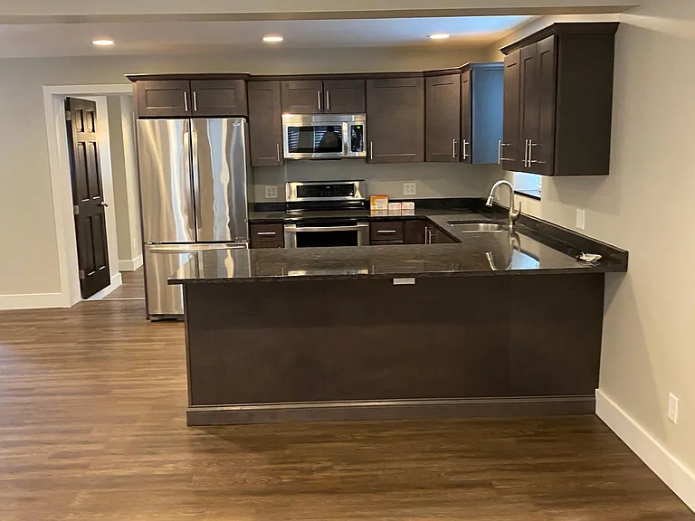 319 Ellicott St — Photo 10