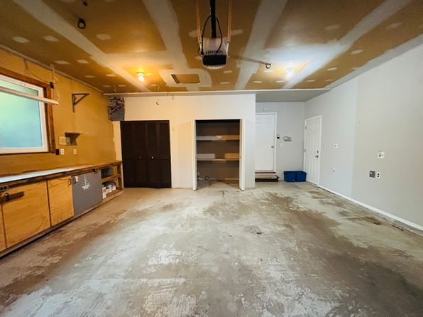 3 bedroom rental in Delta — photo 36