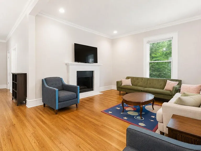 515 Calhoun St NW — Photo 3