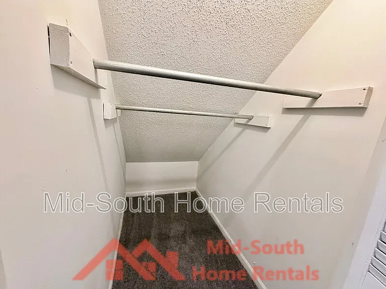 3569 Douglass Ave #2 — Photo 9