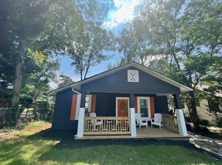 554 Oak Dr, Hapeville, GA 30354