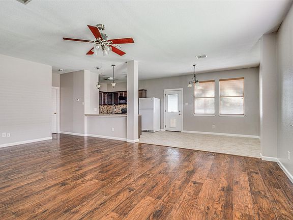 3rd image of 8000 Mirror Rock Ln