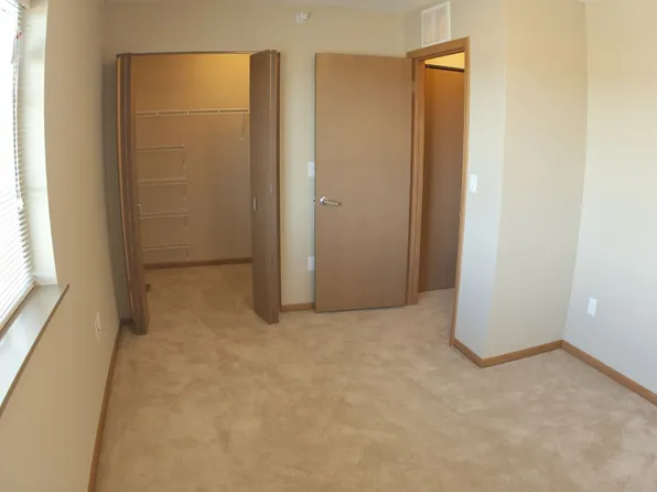 1500 Abraham Pkwy, Dickinson, ND