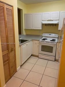1300 NE 109th St APT 202, Miami, FL, 33161