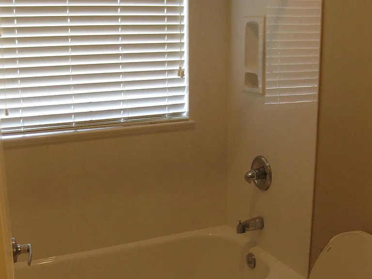 1115 E Cedar St — Photo 14