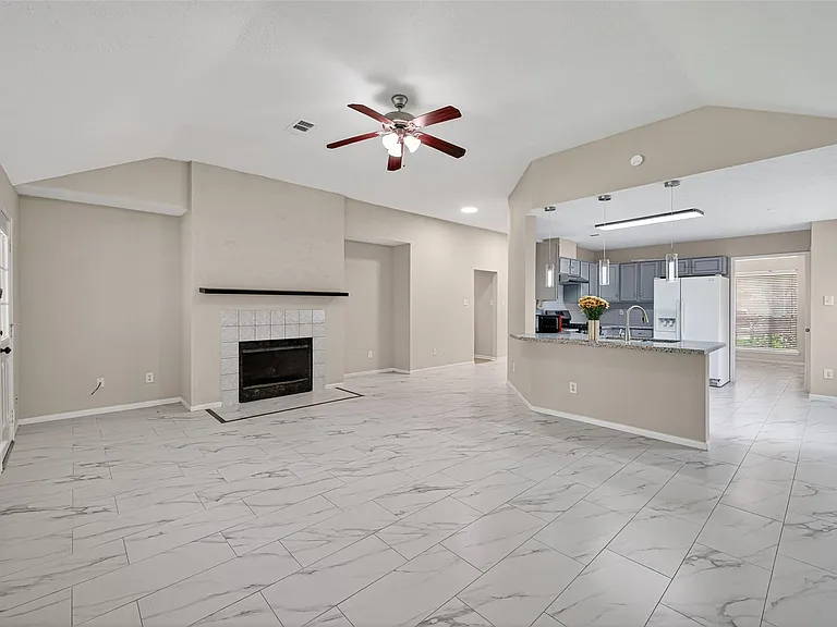 16514 Camino Del Sol Dr — Photo 9