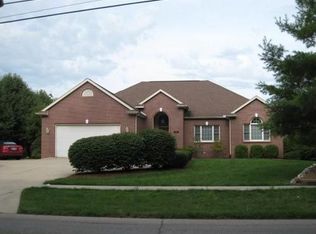 1625 Jeanwood Dr, Elkhart, IN 46514