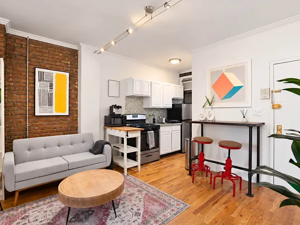 103 E 2nd St APT 15, New York, NY 10009