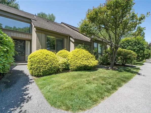 386 Heritage Hills #A, Somers, NY 10589