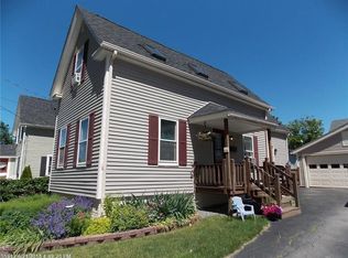 44 17th St, Bangor, ME 04401