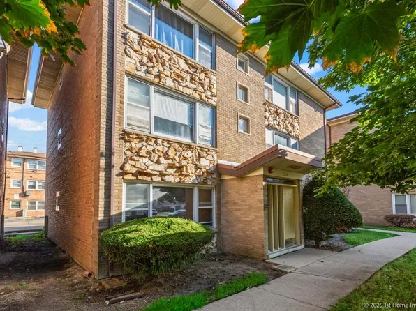 3176 W Meadow Lane Dr APT 40, Merrionette Park, IL 60803