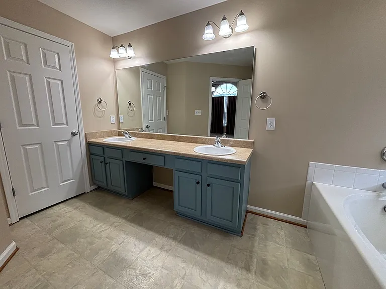 4465 Olyvia Pl — Photo 40