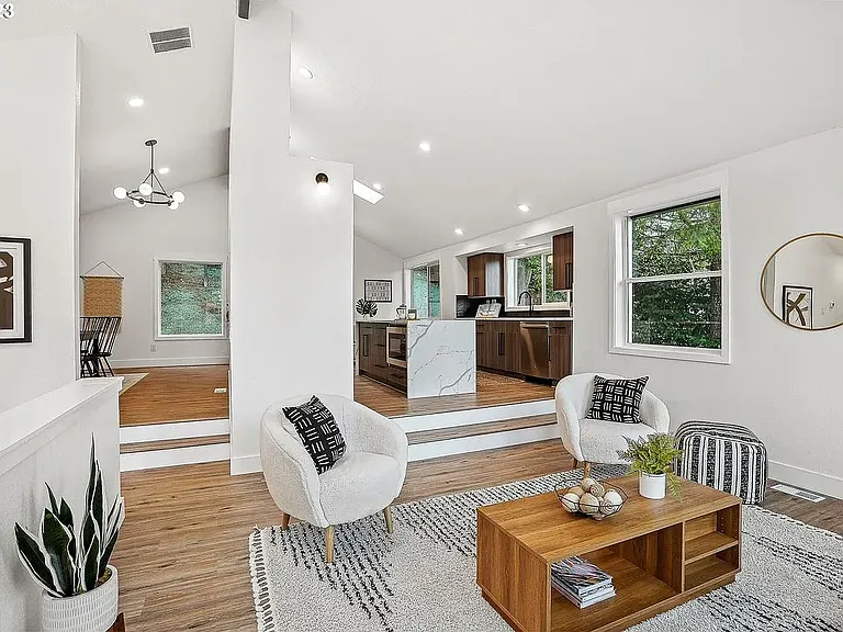 13991 Majestic Ct — Photo 12