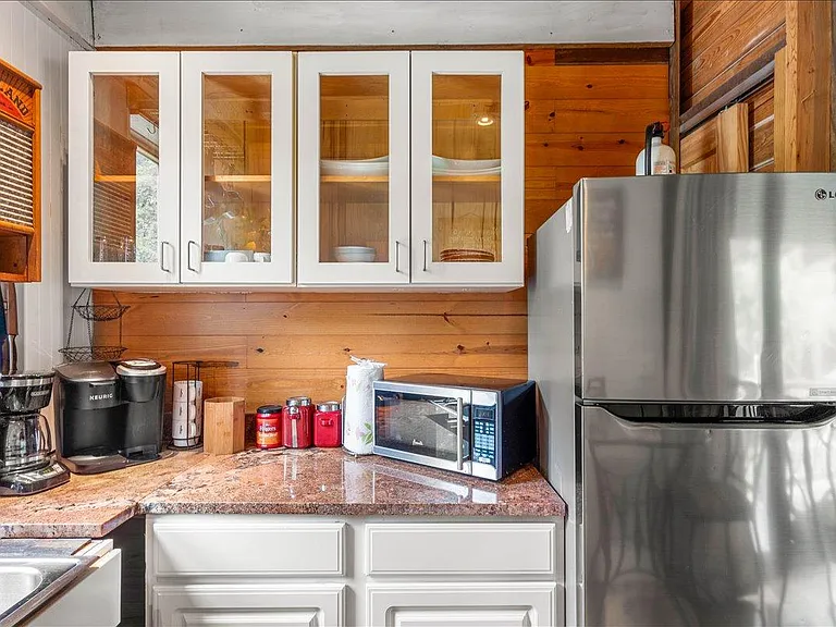 3565 Walter Dr — Photo 12