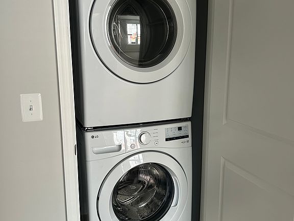 in-unit laundry