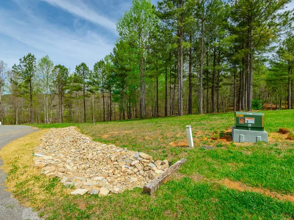 300 Deer Ridge Point #Sv190, Jasper, TN 37347