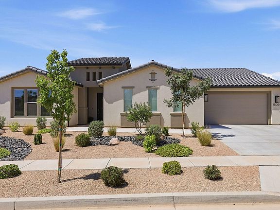 3rd image of 1609 N Highland Pkwy Lot 44