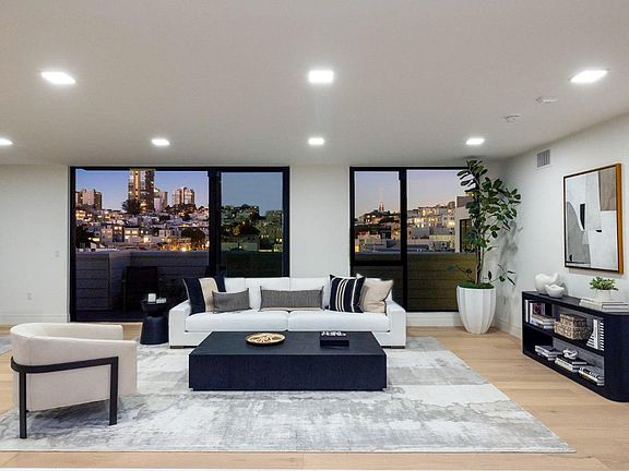 3rd image of 1580 Pacific Ave #605