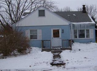 62 Miramar Rd, Gates, NY 14624