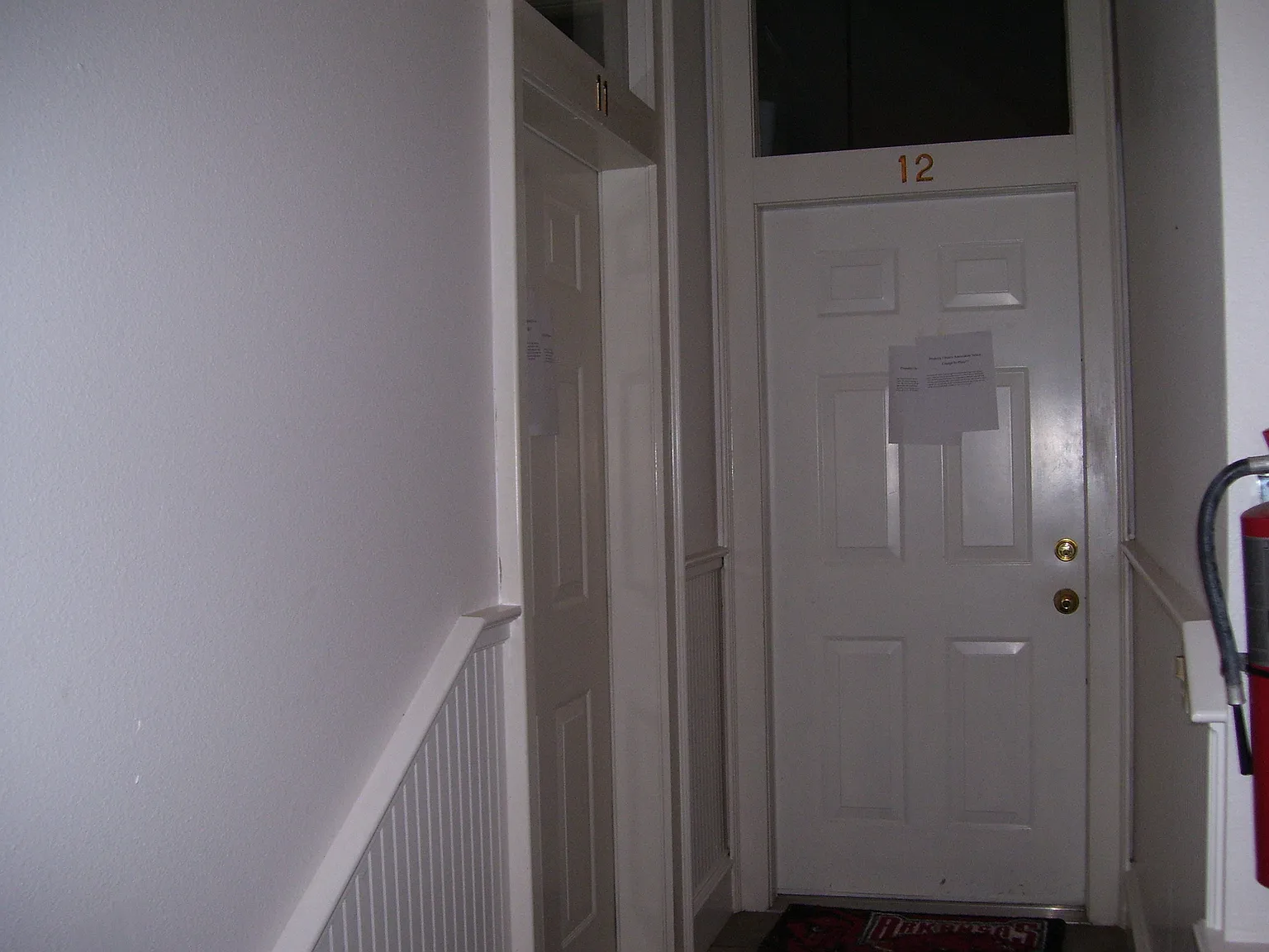 340 N Campbell Ave — Photo 2
