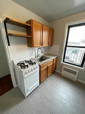 Rented by Pear NYC LLC | media 10