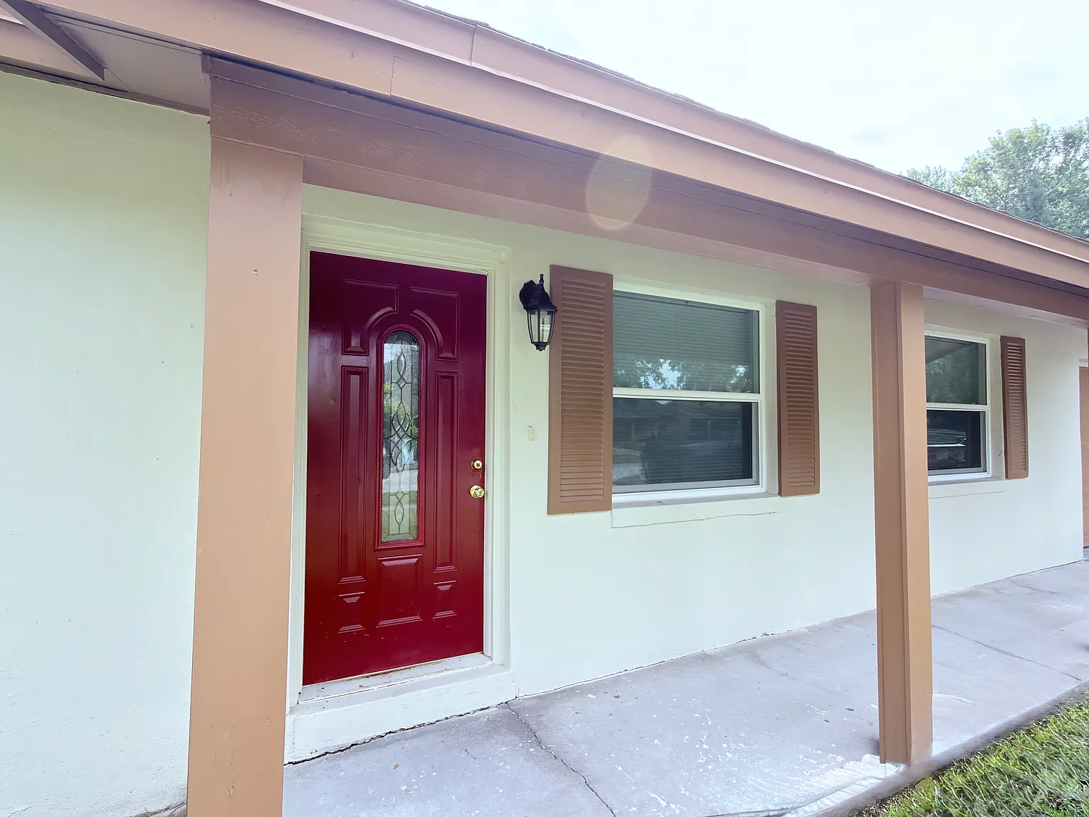 3 bed, 1026 sqft, $1,950 — Photo 2