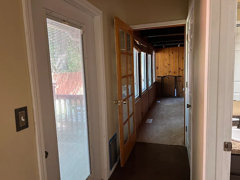 22302 Glenview Ct SE — Photo 35