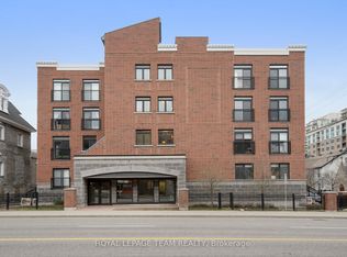 456 King Edward Ave #404, Ottawa, ON K1N 0B4