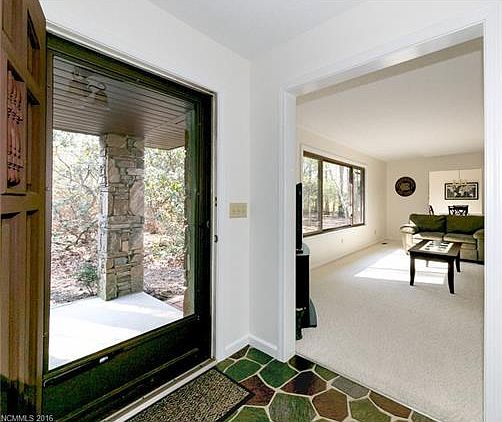 2nd image of 201 Brightwater Heights Dr