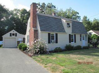 1 Gillette Ave, Southwick, MA 01077