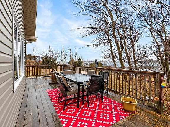 3rd image of 99 Coleys Point South Road