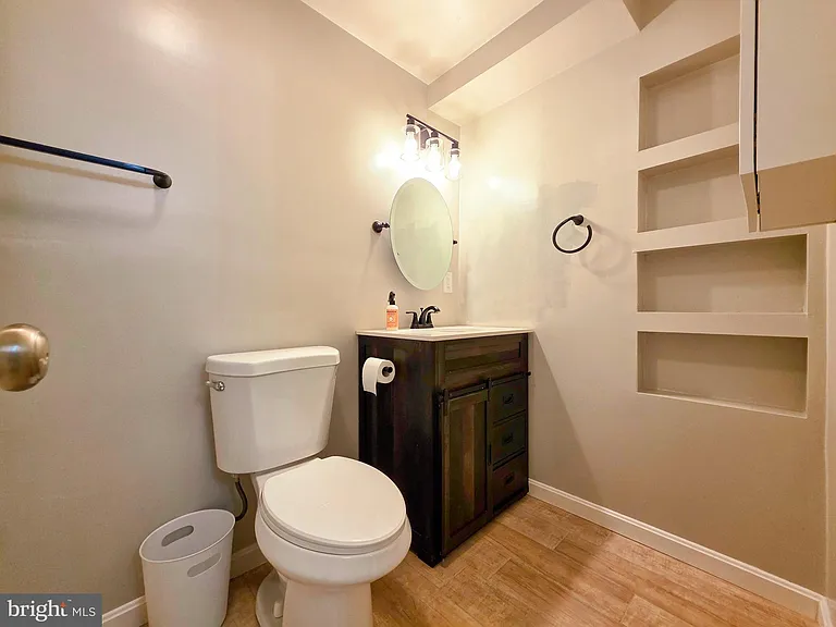 6605 Rockleigh Way — Photo 22