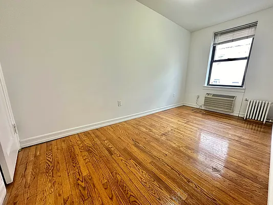 Rented by J PRESTON AND ASSOCIATES INC | media 14