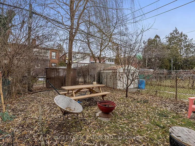 16 Hallam St #BASEMENT — Photo 24