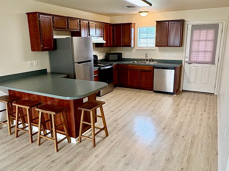 1830 Badt Ave #A — Photo 2