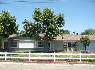 956 Park Dr, Escondido, CA 92029