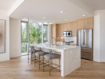 8500 Burton Way APT 419, Los Angeles, CA, 90048