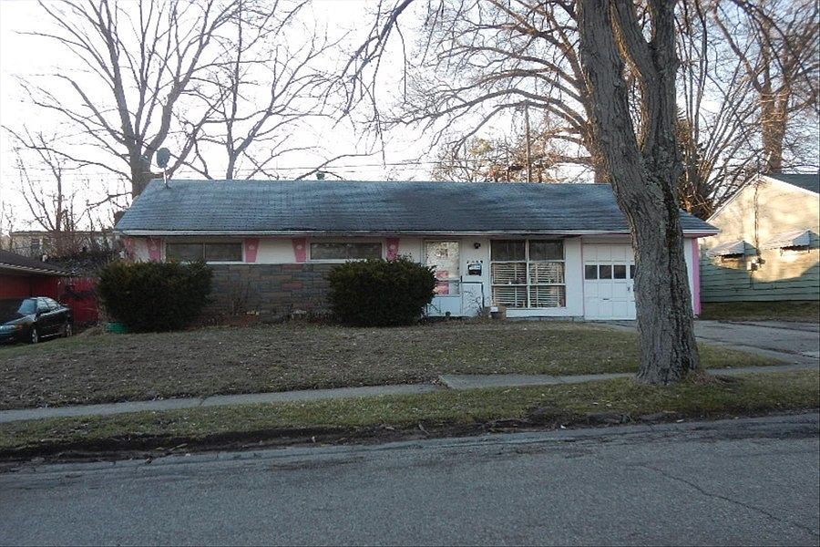 1st image of 8885 Desoto Dr
