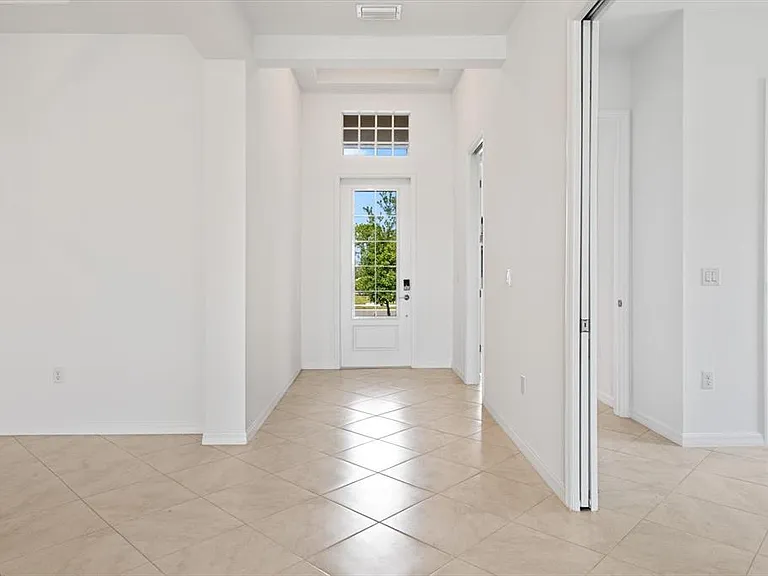 17118 Jadestone Ct — Photo 4