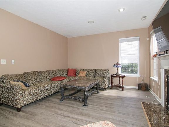 5th image of 6957 Buhrstone Ln