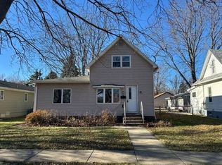 117 S Union Ave, Madison, SD 57042