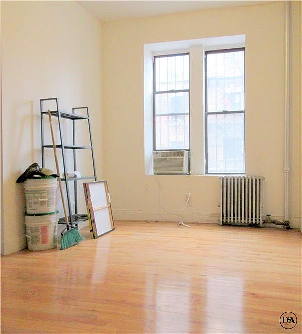 1st image of 240 E 4th St APT 1C