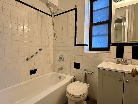 5th image of 42-05 48th Ave #1H