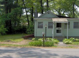 53 Lakeview Ave, Tewksbury, MA 01876