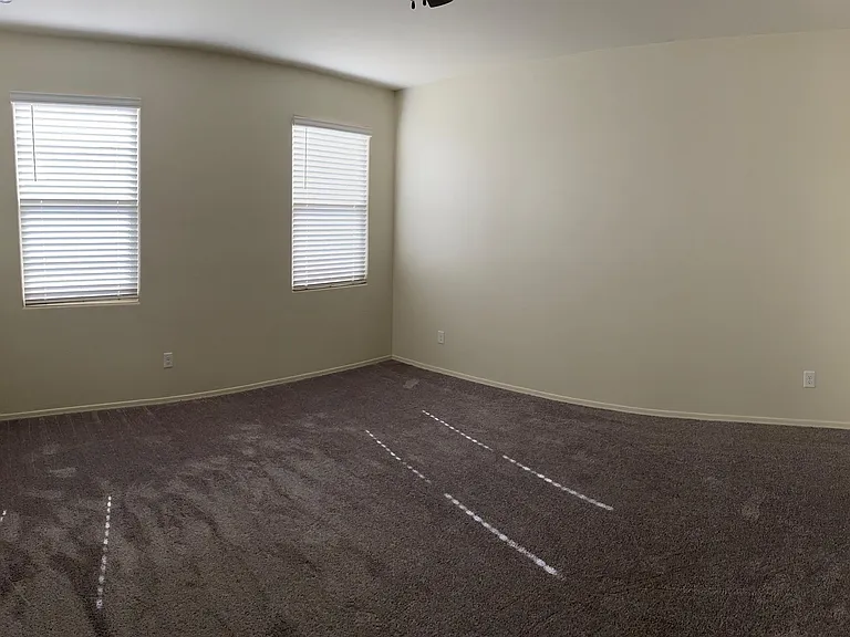 30651 W Amelia Ave — Photo 4