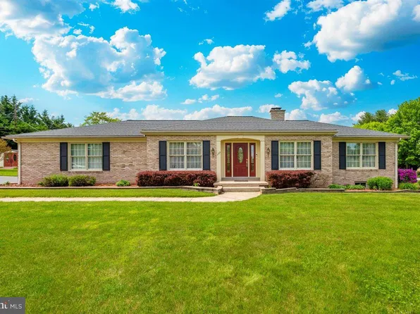 7198 Allegheny Dr, Frederick, MD 21702