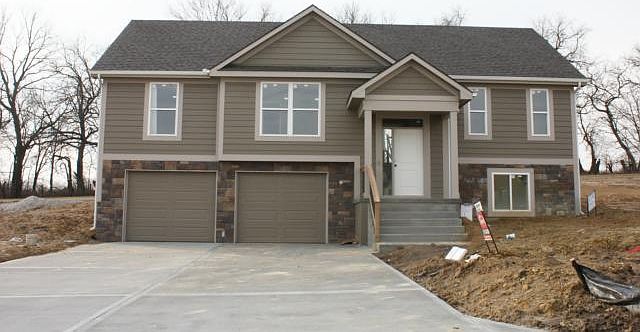 1st image of 16809 Juniper Dr