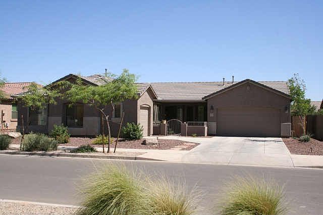 You will love this home when you drive up!