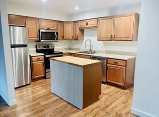 197 Flintridge Dr APT 3, Rockford, IL 61107