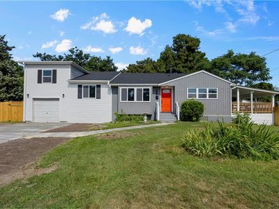 557 Sandburg St, Virginia Beach, VA, 23462